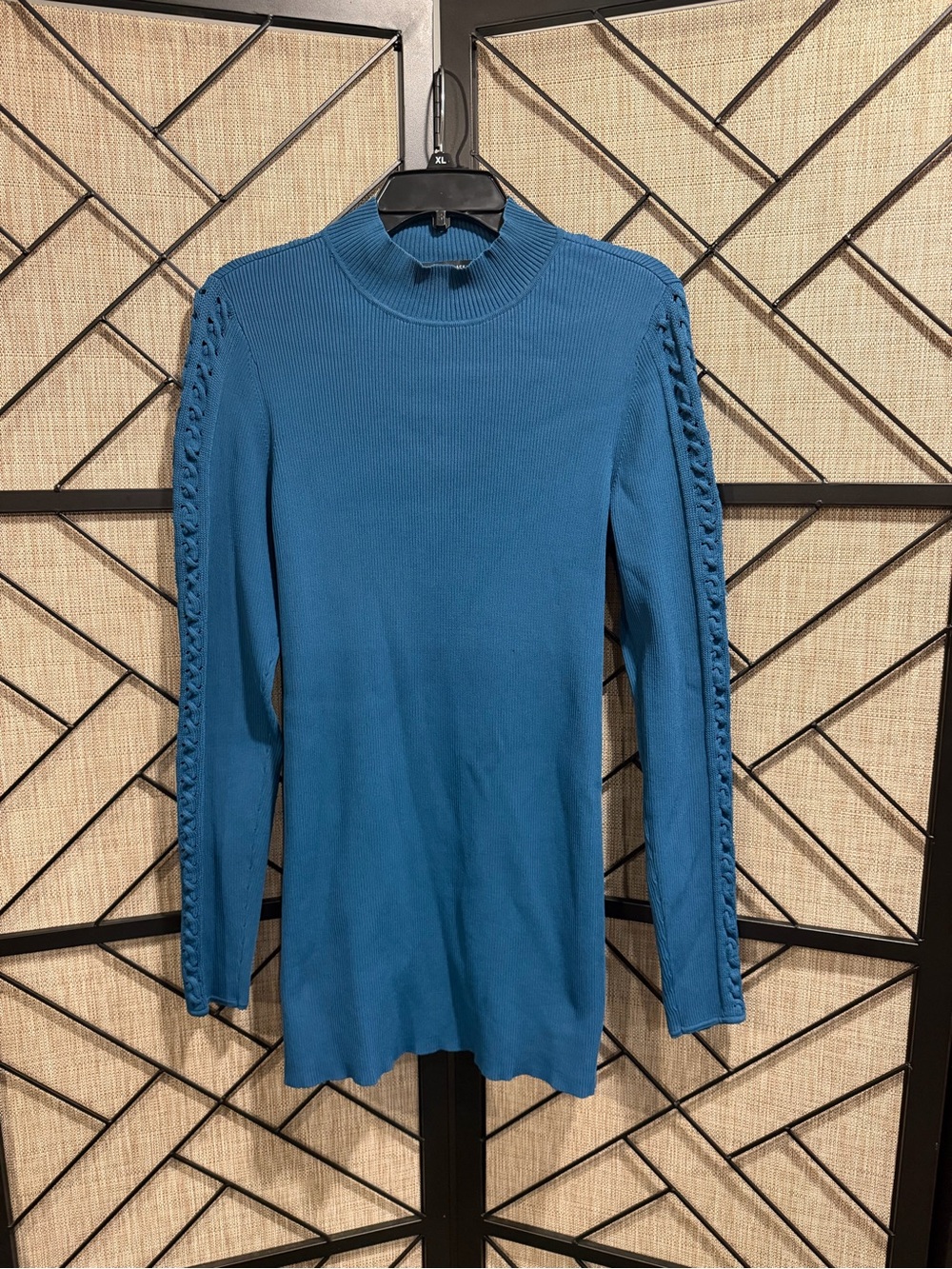 WHMB *LIKE NEW* Teal Long-Sleeve Knit Rayon Top w/ Ladder-Trim Braids on Sleeves